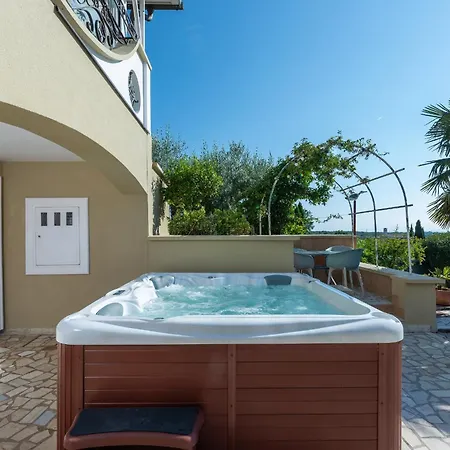 Villa Santa Sofia Fuškulin